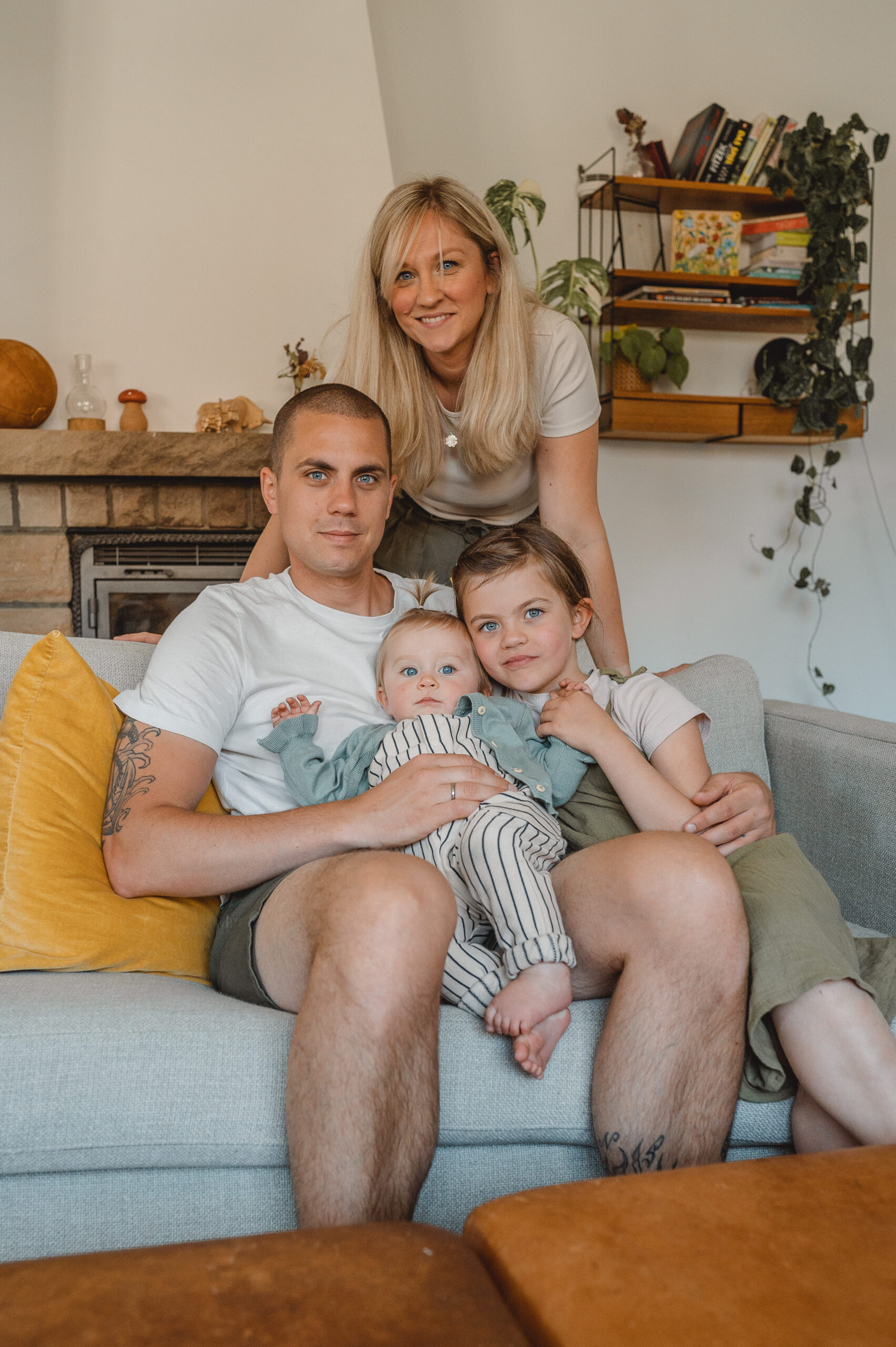Familienfotografie-Minishooting-Outdoorshooting-Newborn-Reportage-Homestory-Kindergartenfotografie-Familienshooting-Fotografin-Luenen-Bergkamen-Werne-Familie