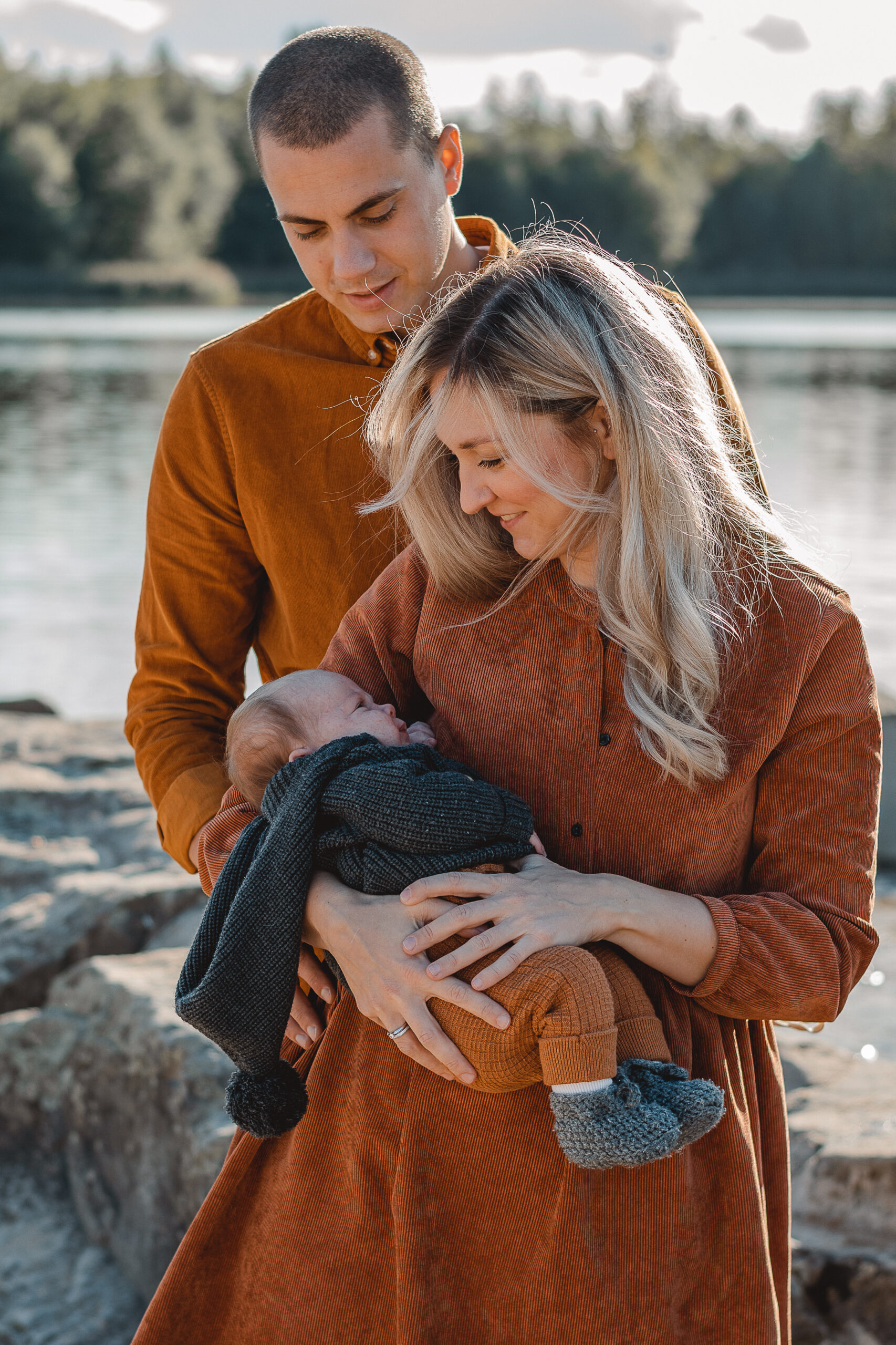 Familienfotografie Minishooting Outdoorshooting Newborn Reportage Homestory Kindergartenfotografie Familienshooting Fotografin Lünen Bergkamen Werne Familienfotografin