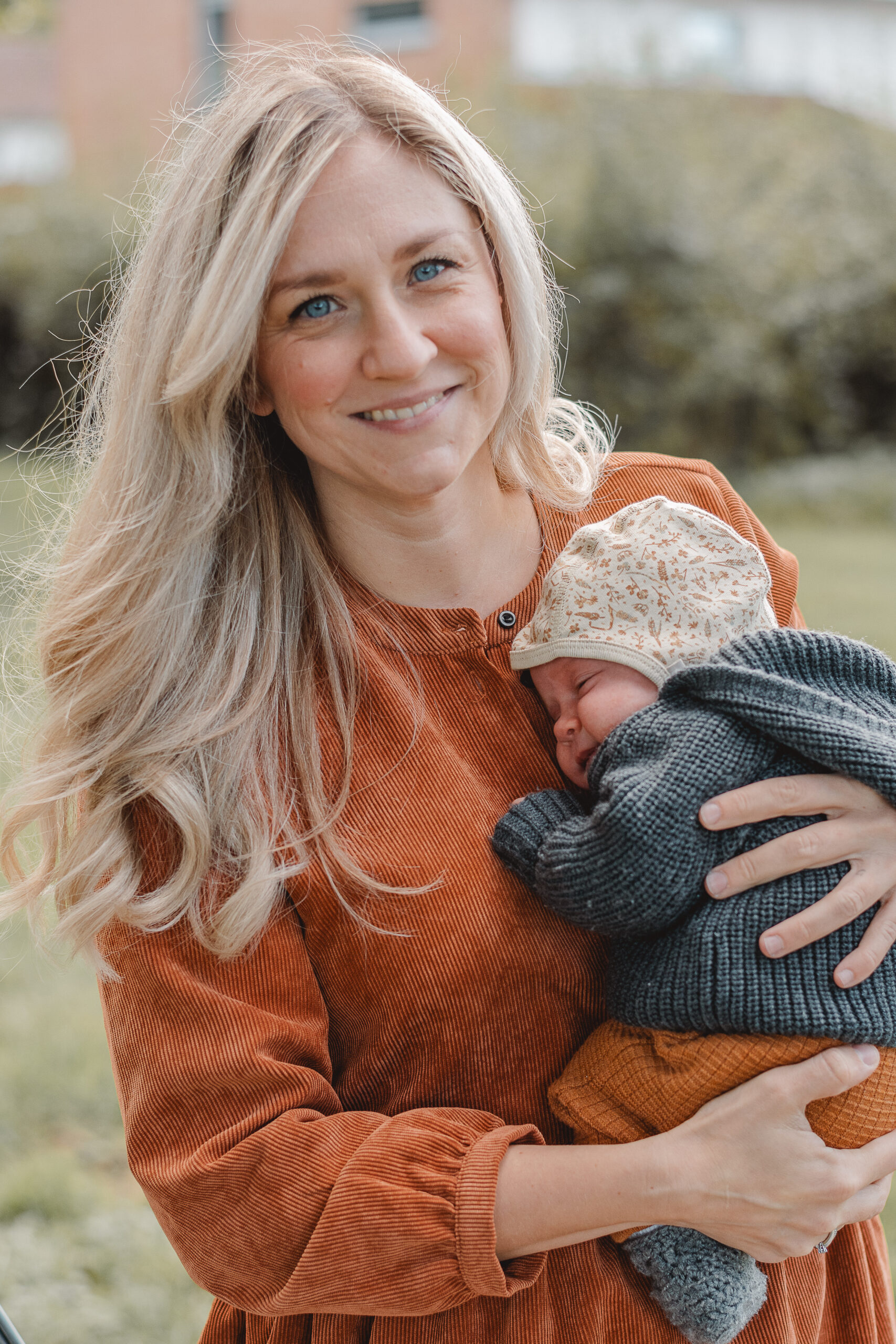 Familienfotografie-Minishooting-Outdoorshooting-Newborn-Reportage-Homestory-Kindergartenfotografie-Familienshooting-Fotografin-Luenen-Bergkamen-Werne-Familienfotografin
