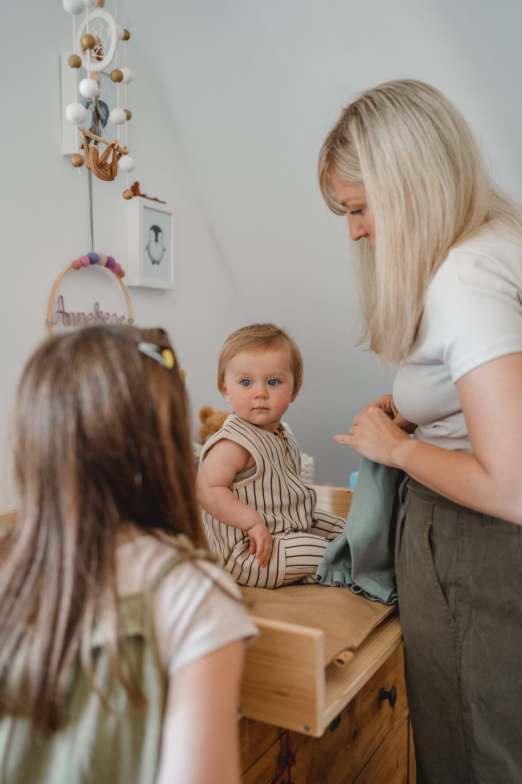 Familienreportage-Homestory-FamilienfotografieFamilienshooting-Alltagsreportage-Familienfotografie-Fotografin-Luenen-Bergkamen-Werne-Newborn-Baby